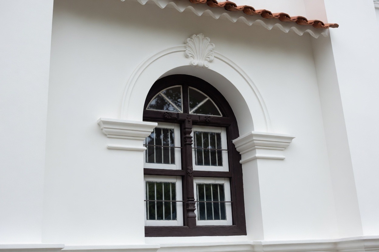traditional mother of pearl shell windows in goan portuguese homes